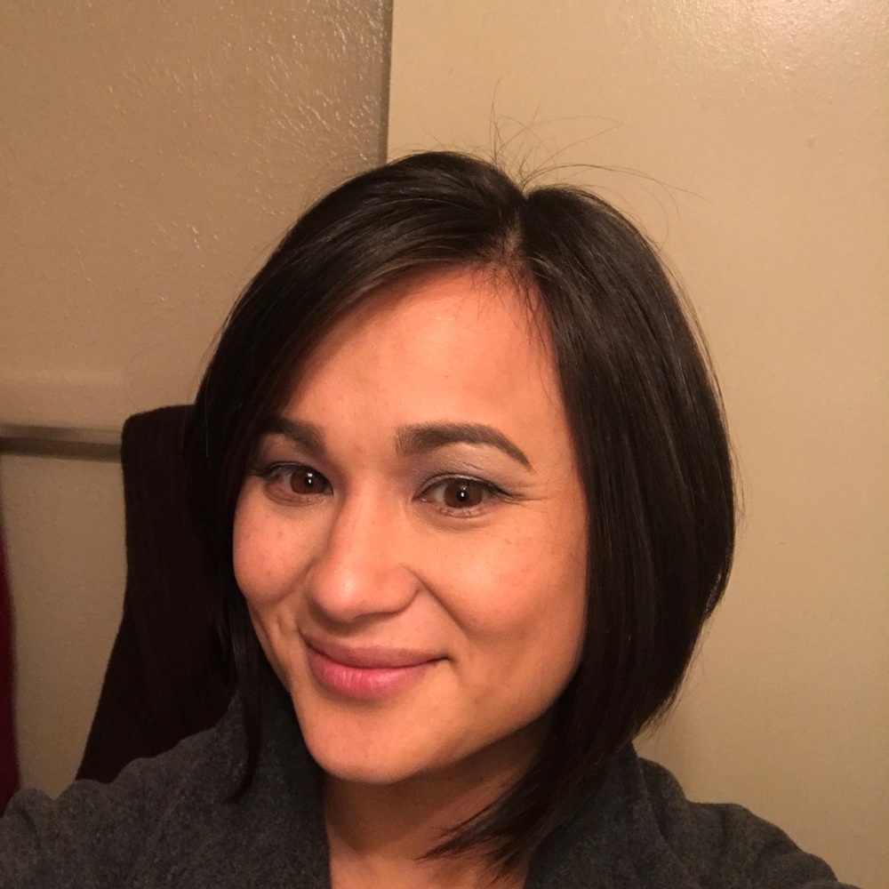 Meet your Posher, Adina